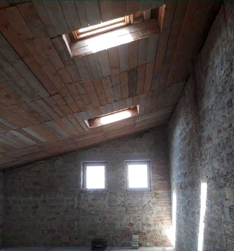 1825044538916758