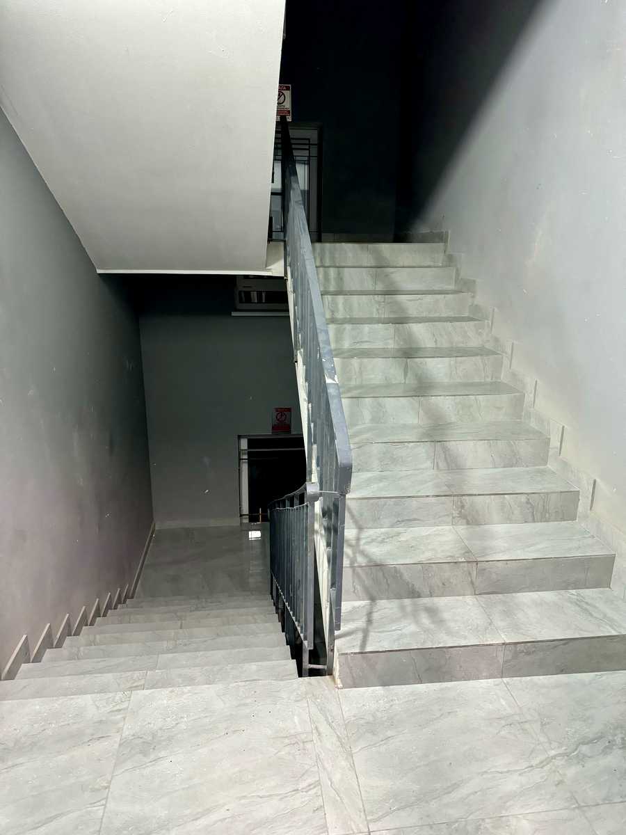 1794334204274651