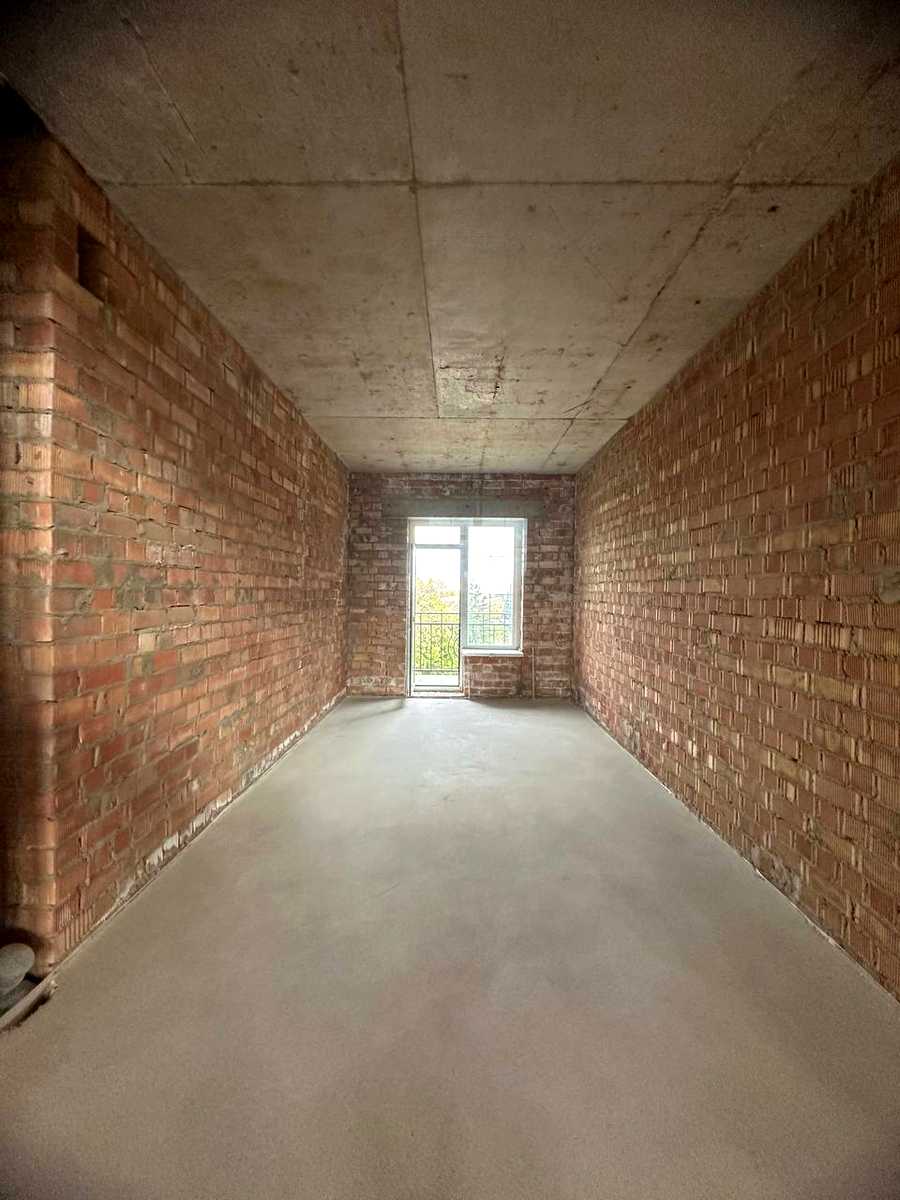 1832282734544987