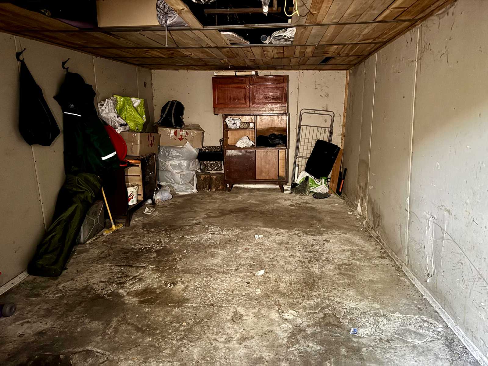 1813369463456034