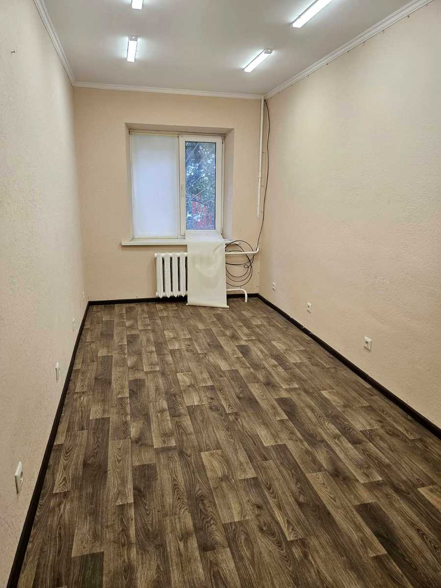 1842700624543372