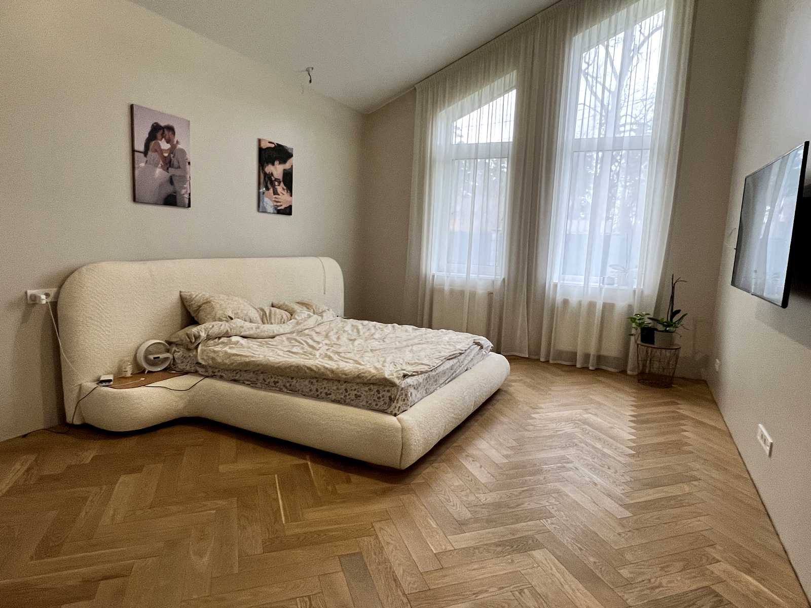 1828749487674461