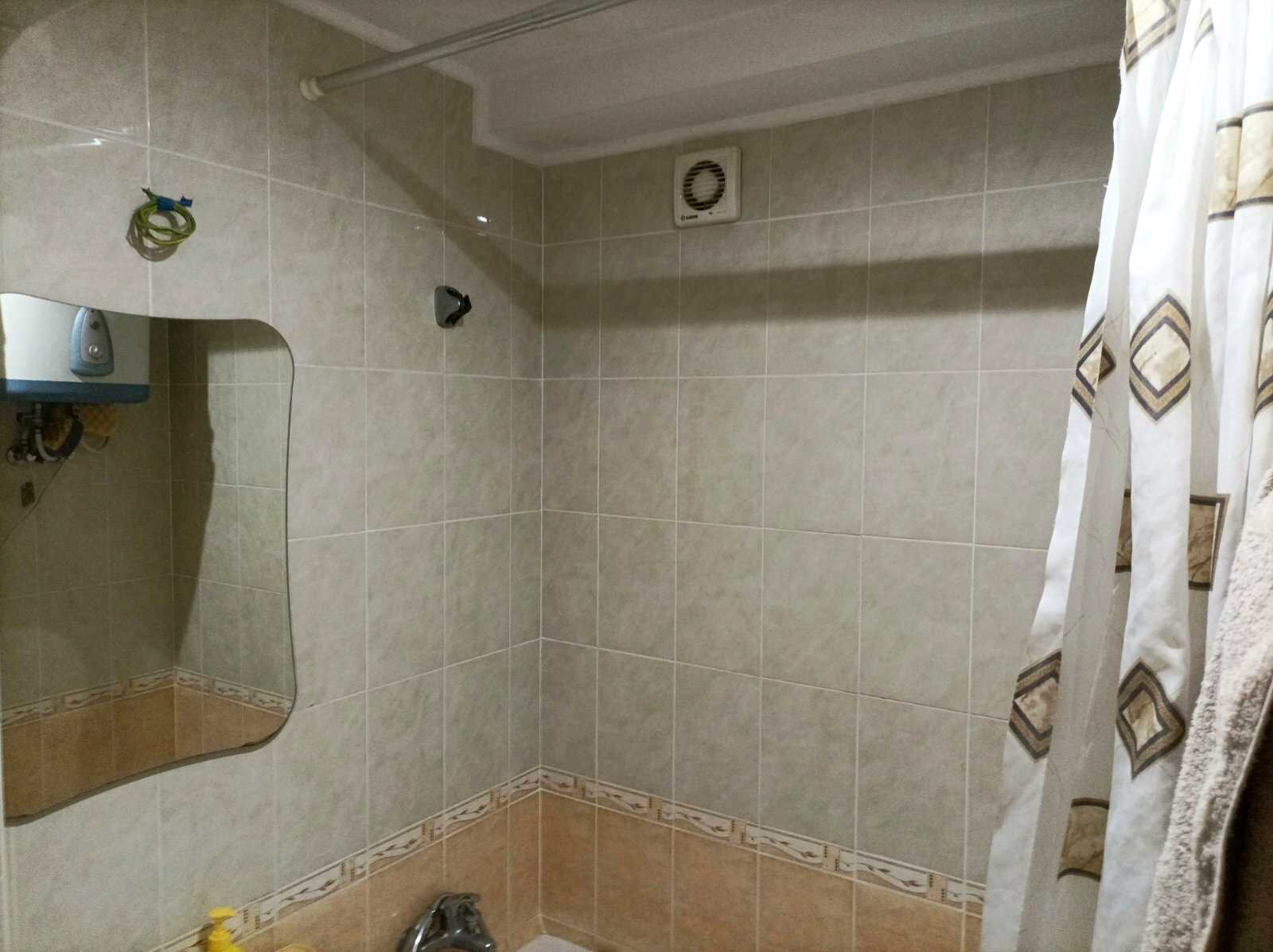 1777381598347292