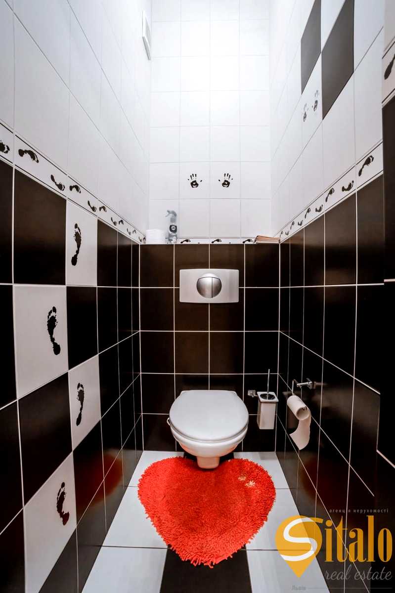 1847136023852652