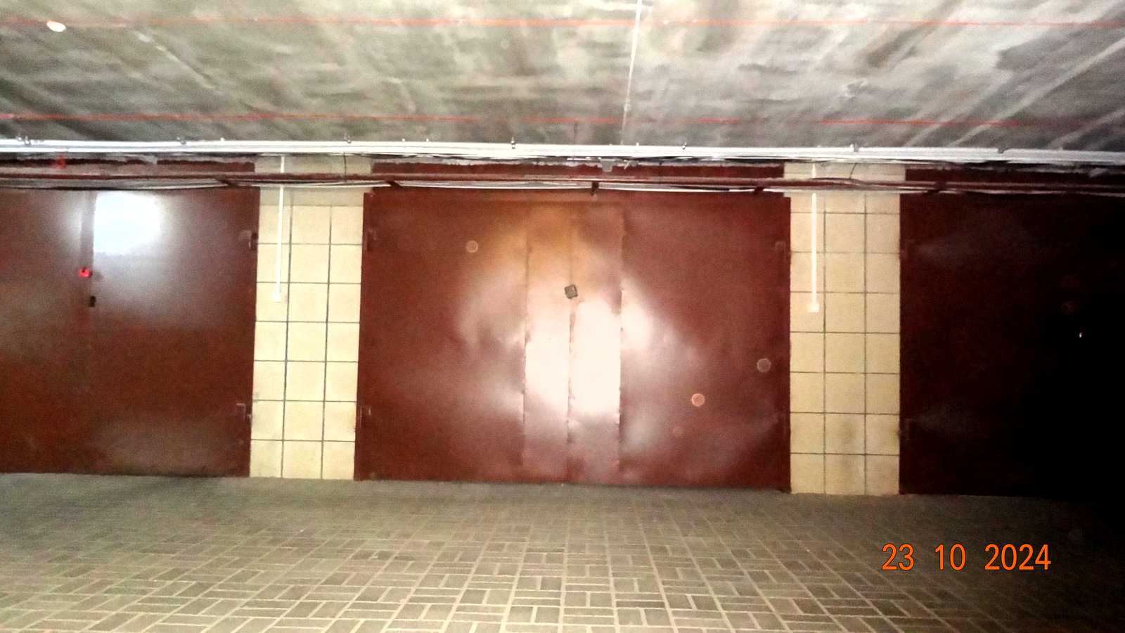 1828315340719553