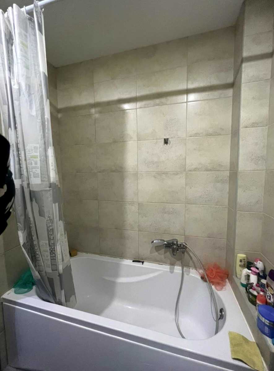 1796305916382428