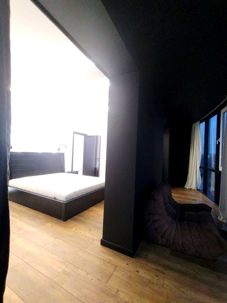 1849145779041886