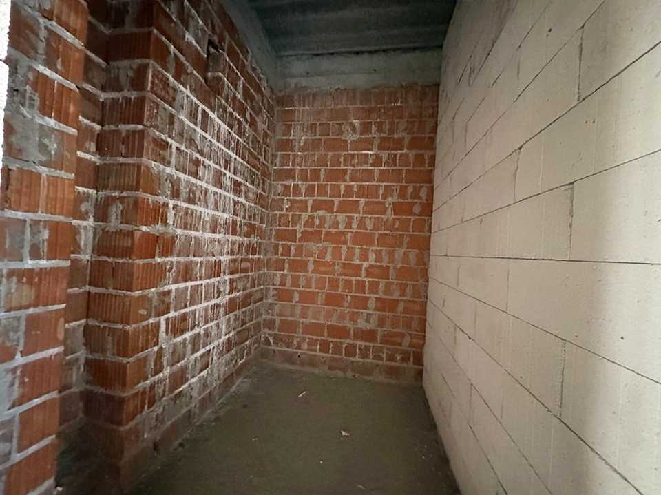 1838645795056376