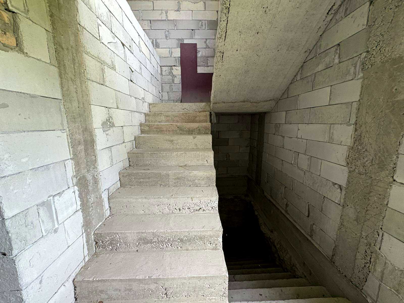 1835476539264961
