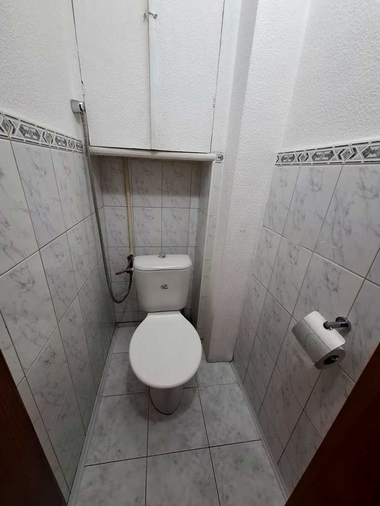 1835453501864099