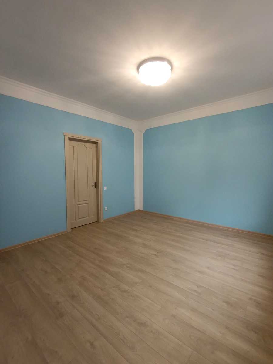 1827827862960567