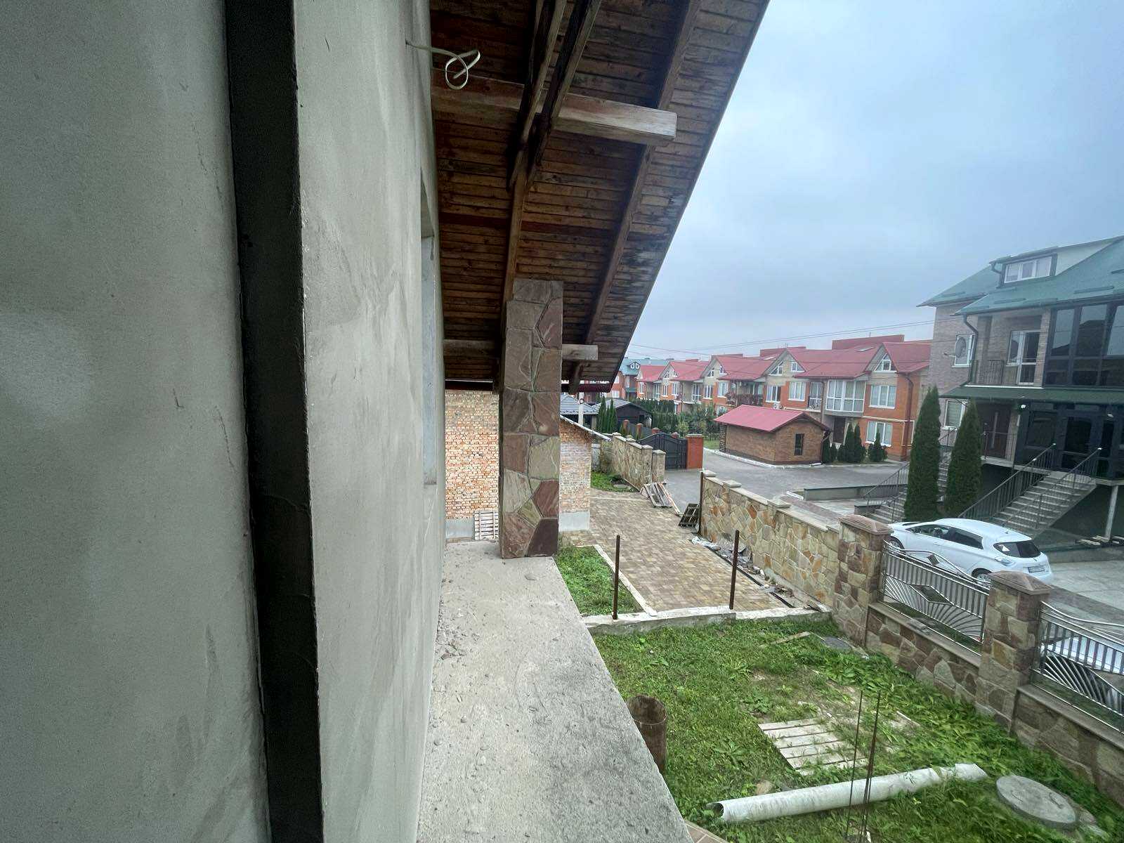 1818135798971716