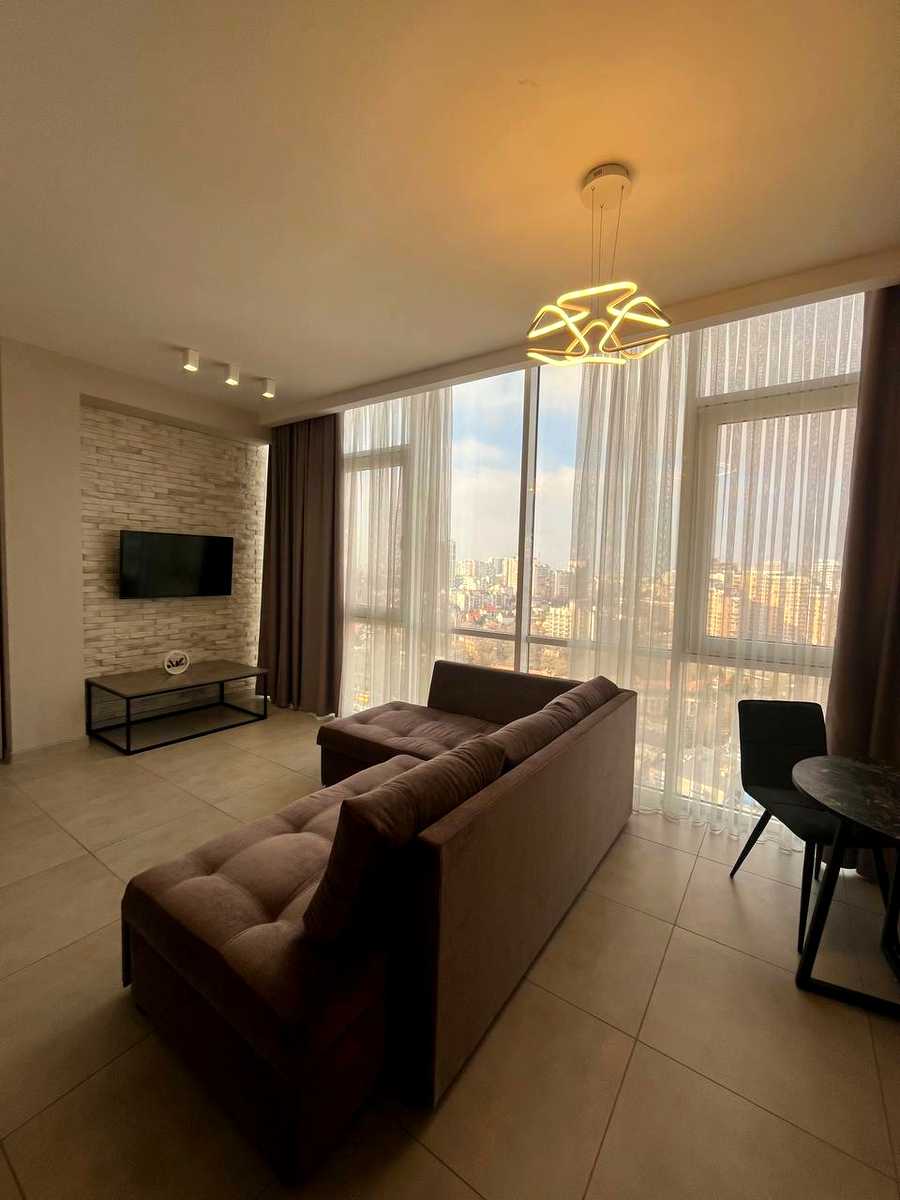 1824299917648030