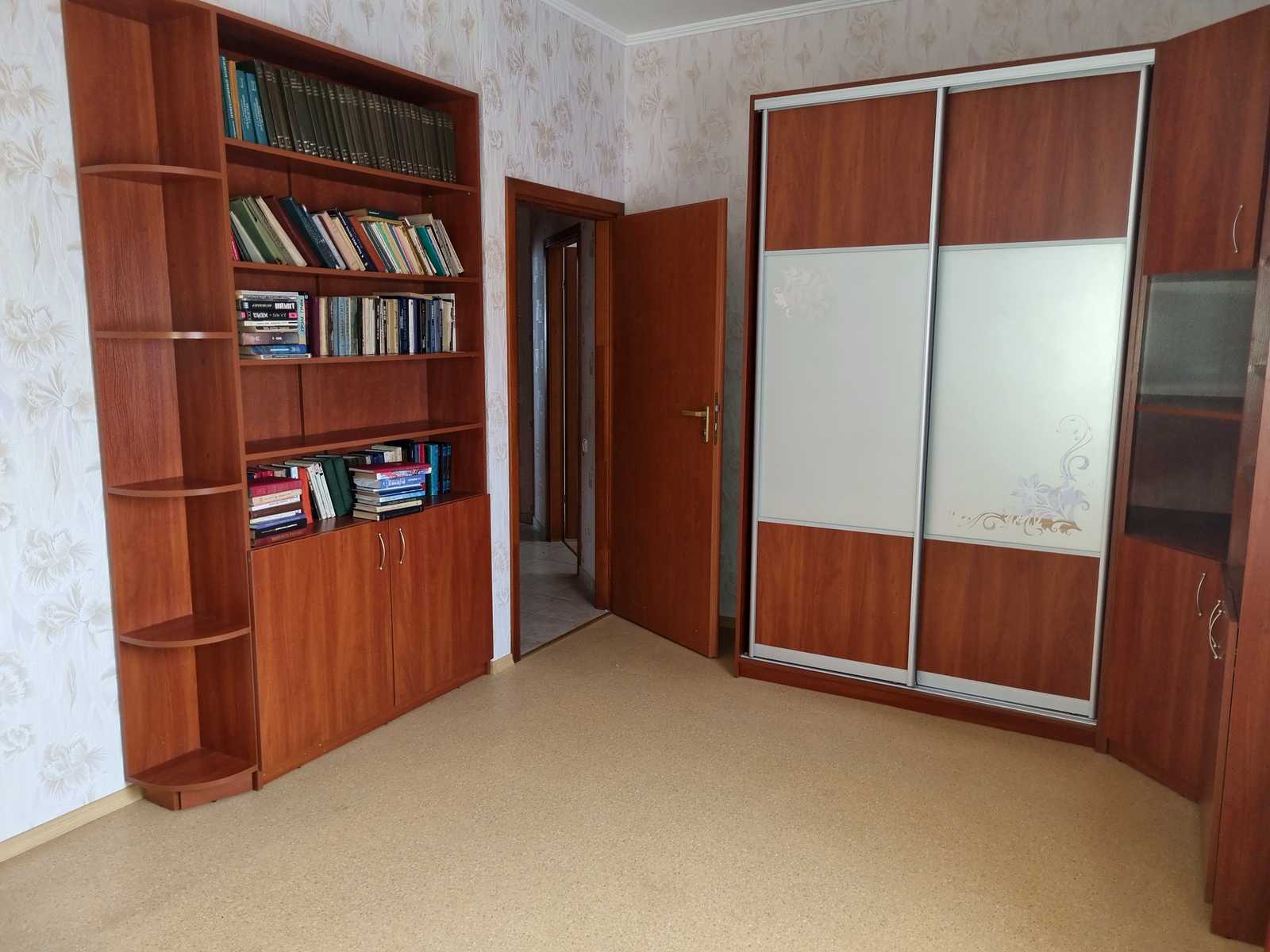 1760072841298103