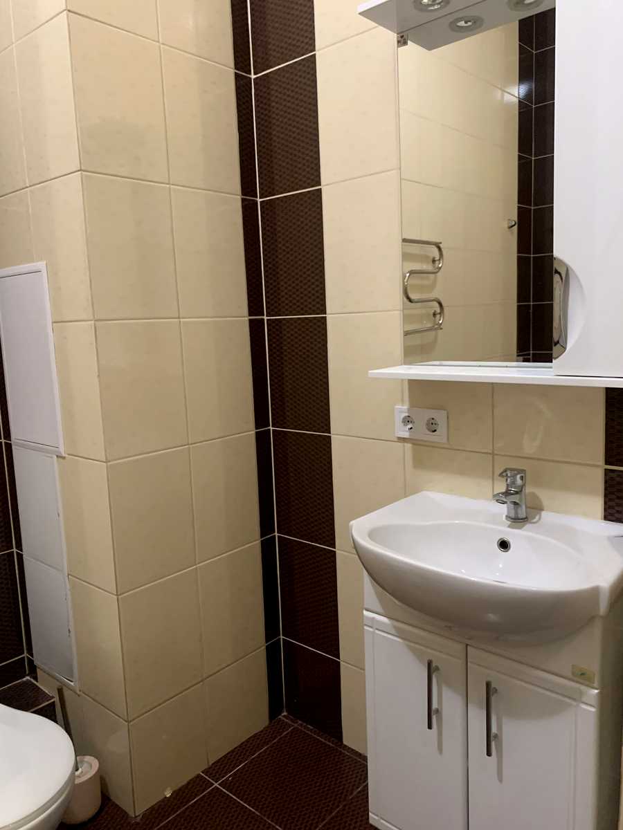 1738045417512300