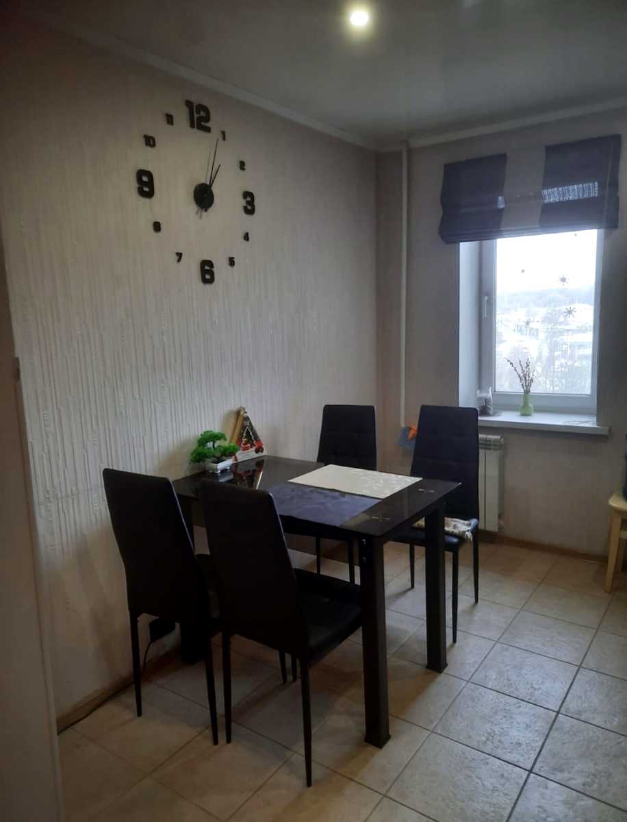 1795957752388157