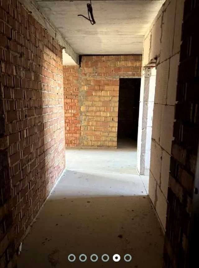 1826492196402618