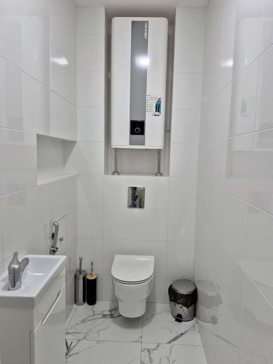 1850654879463269