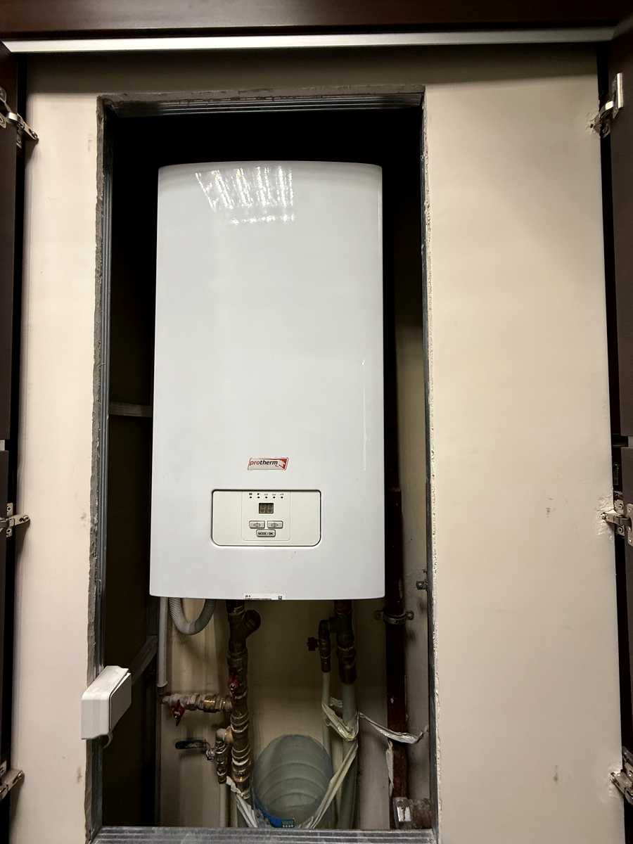1844133663916640