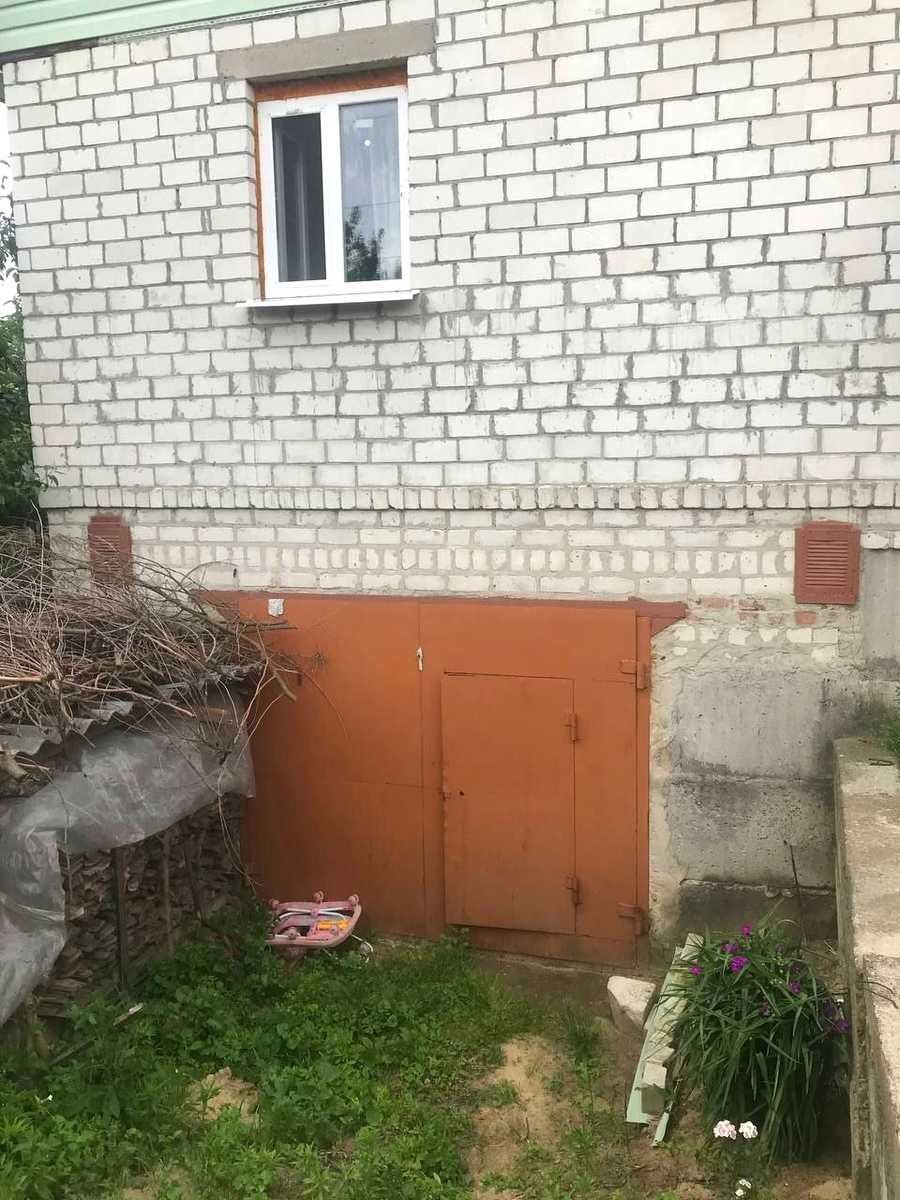 1846040561677857