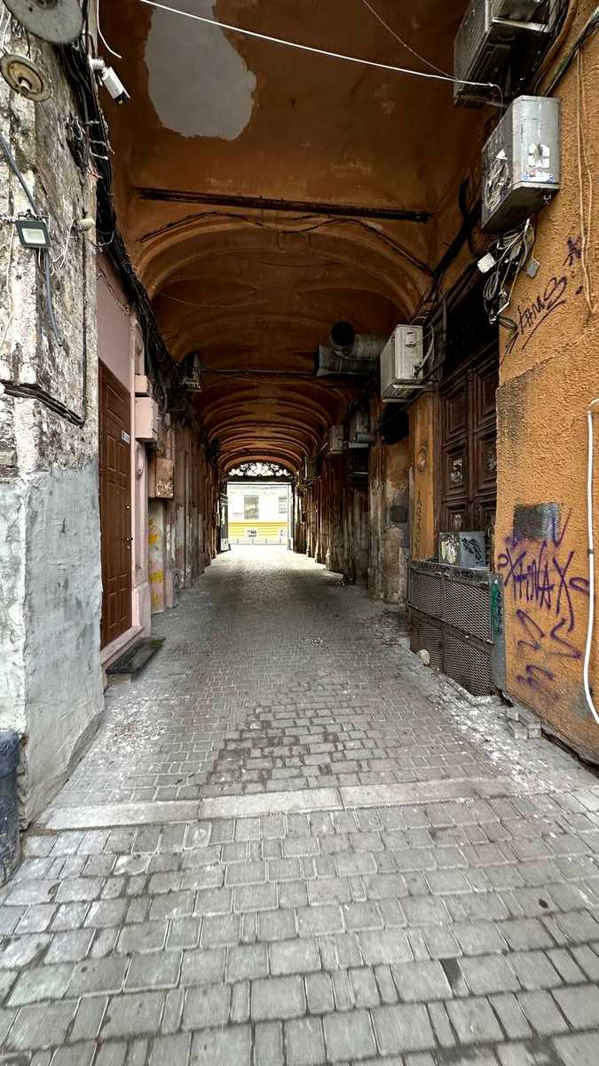 1850004255728313