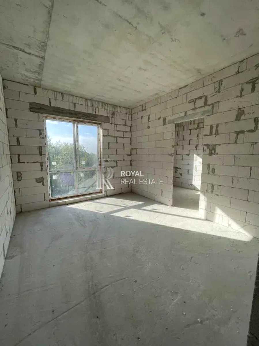 1838344673124212