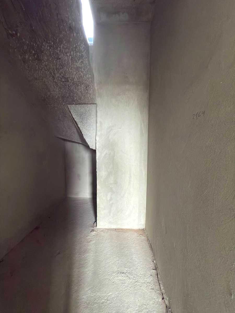 1850658685985342