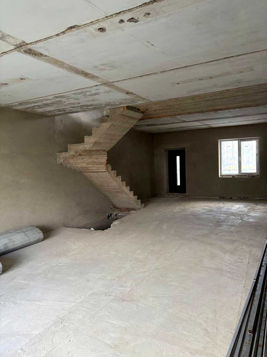 1843051745111777