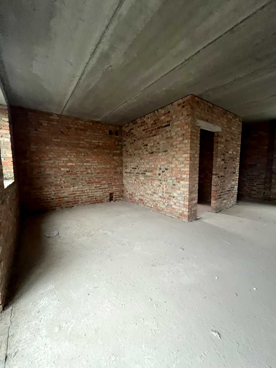 1850620174679951