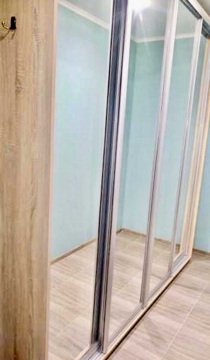 1734334766745794