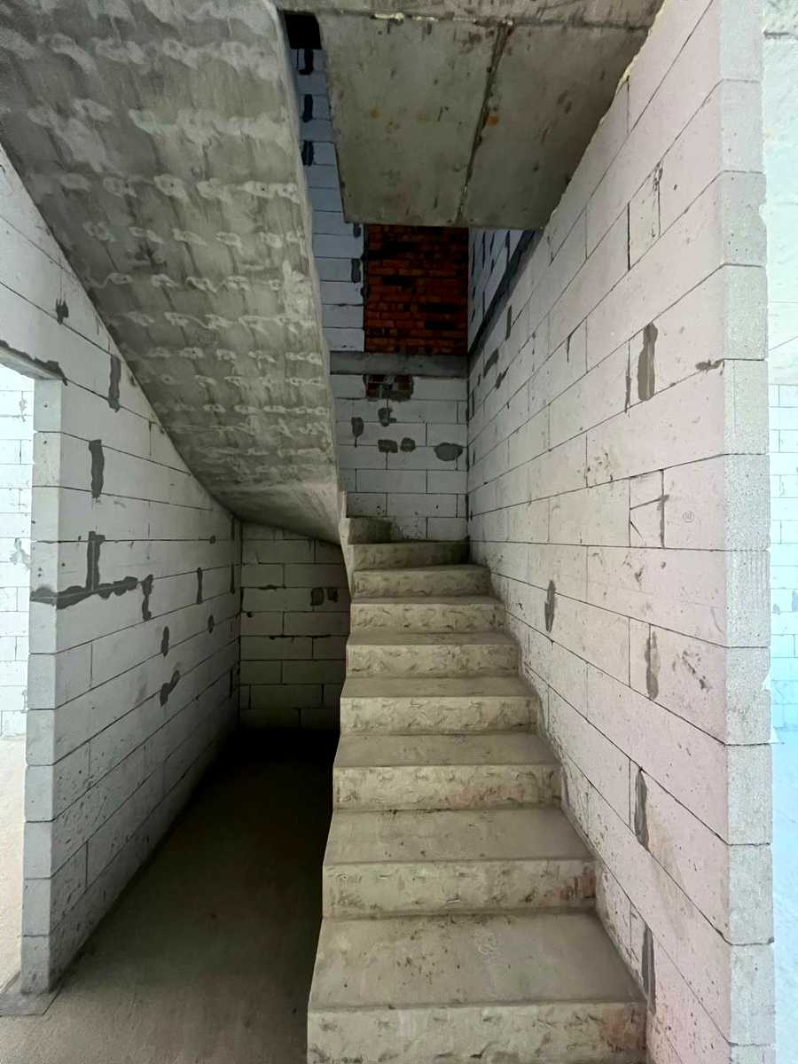 1834734554794691