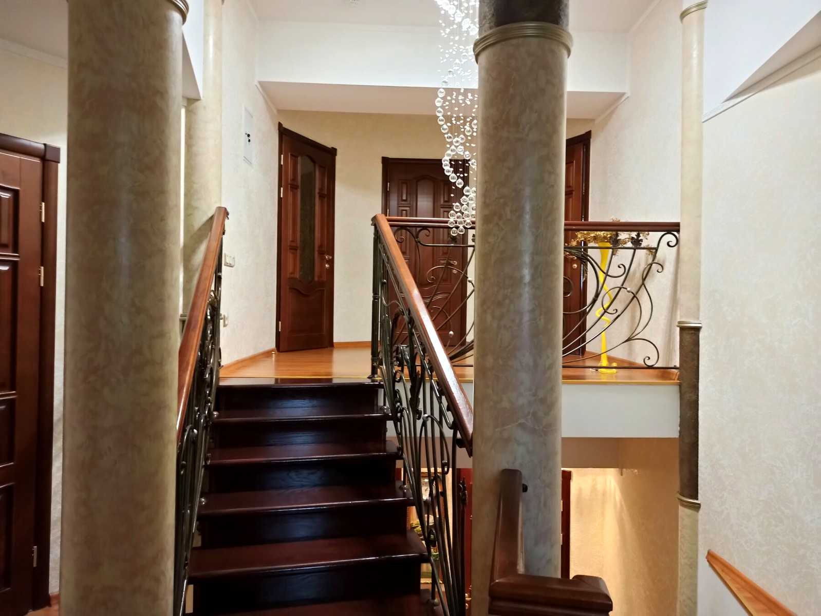 1769870605518623