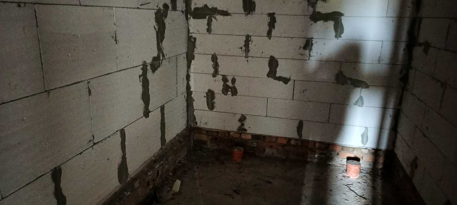 1846118829161820