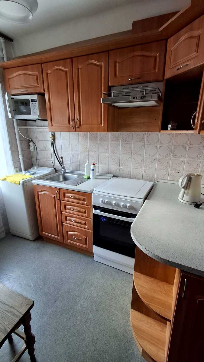 1843704978223547