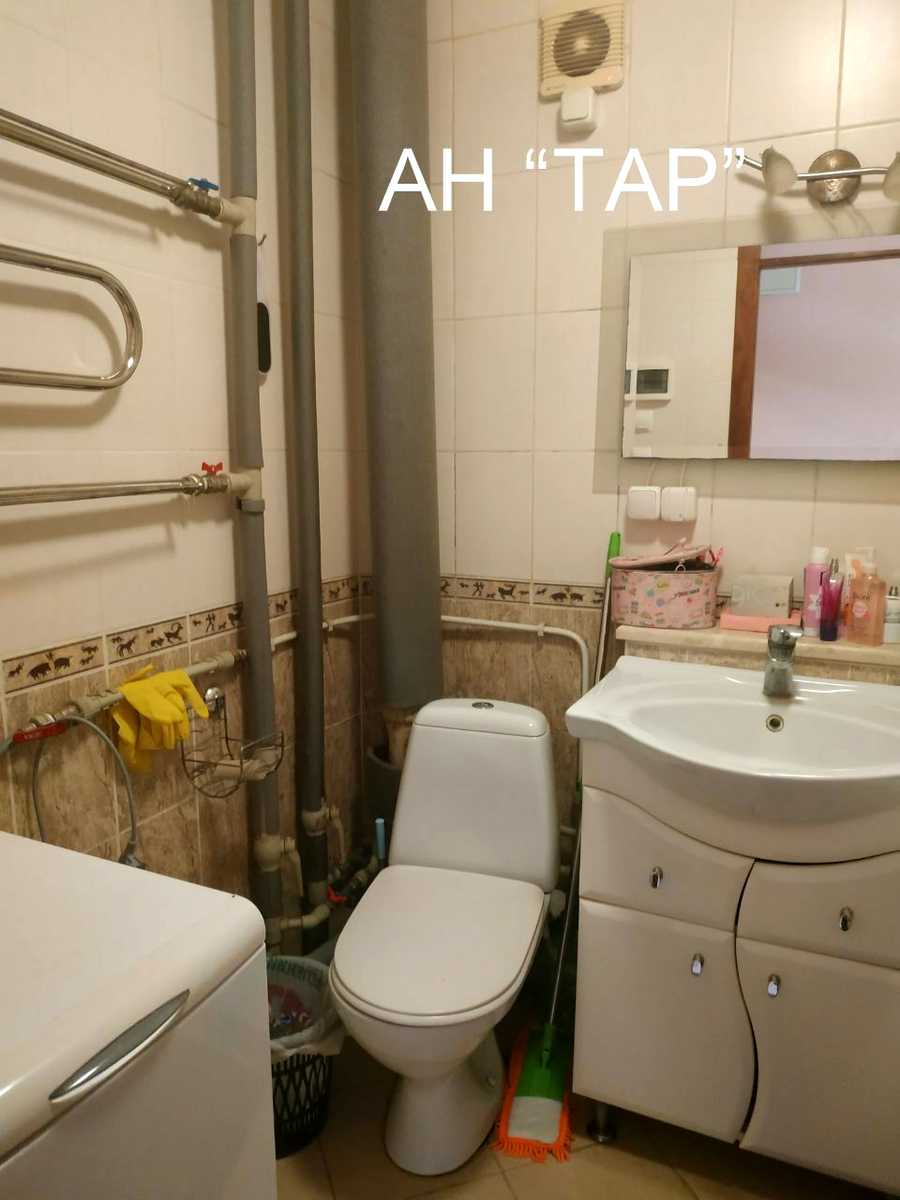 1837442987911573