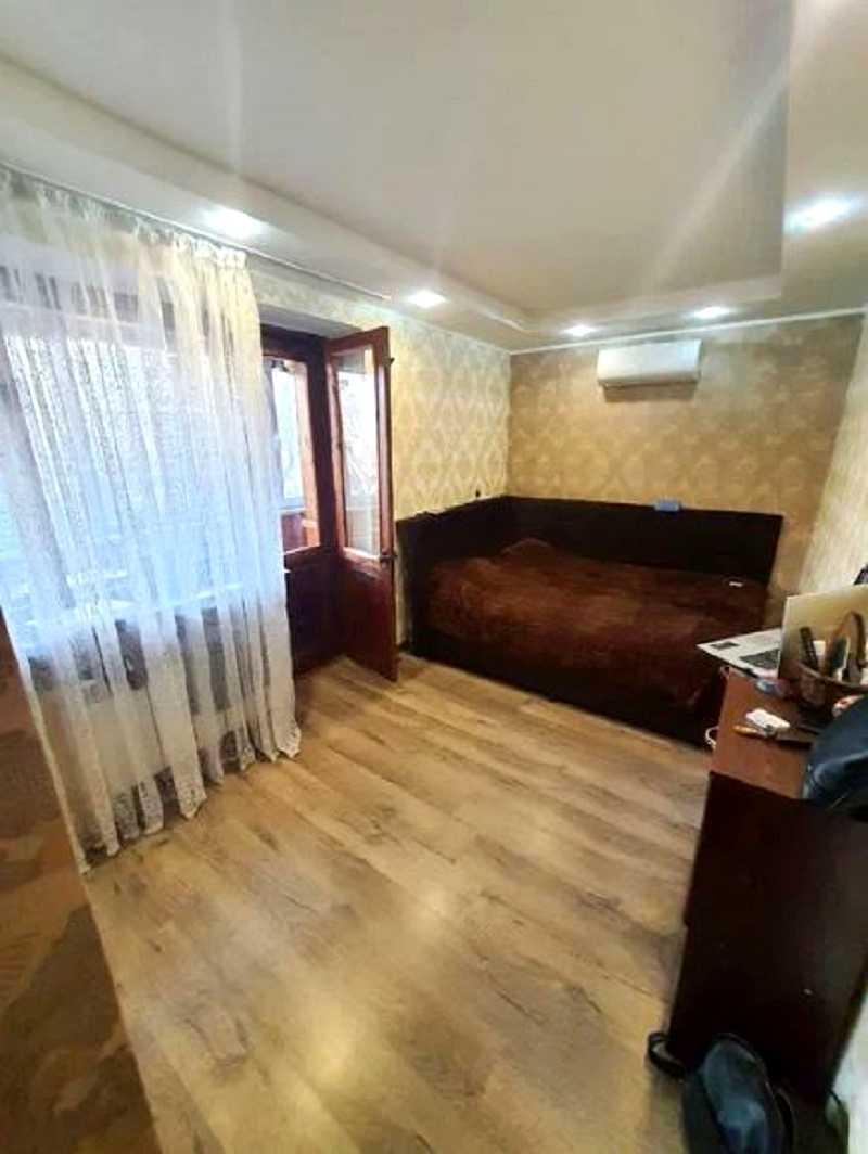 1830293742119211