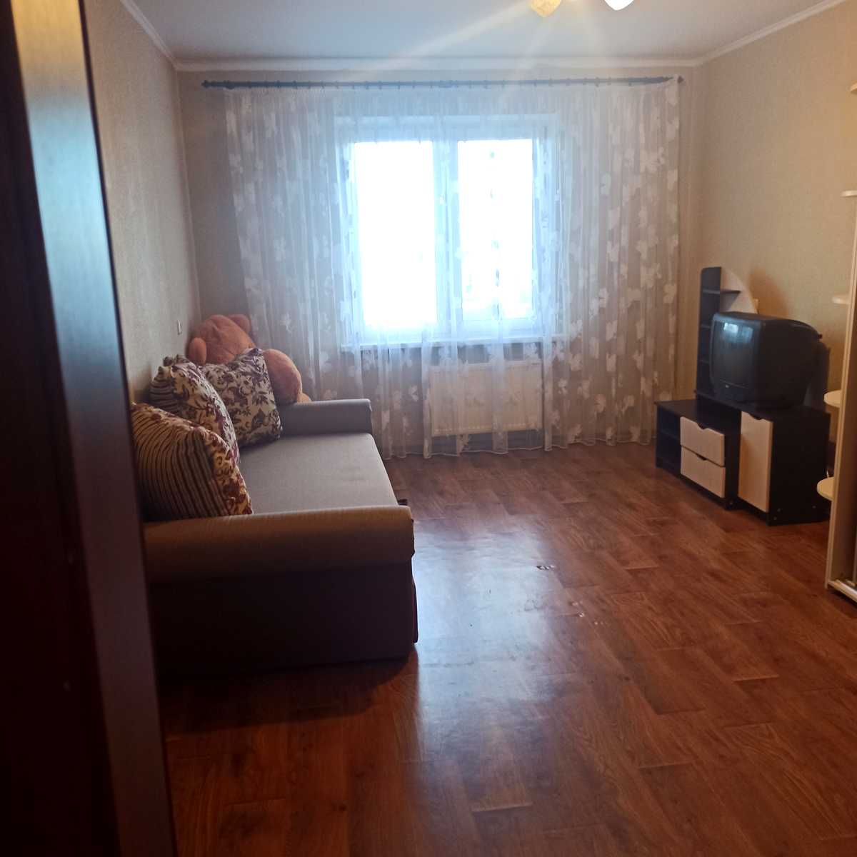 1735002196374646