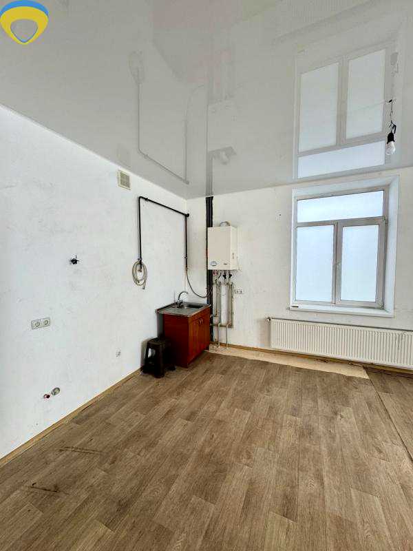 1838347590182829
