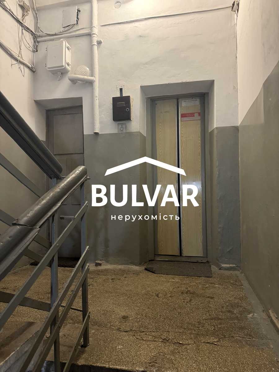 1850407526232358