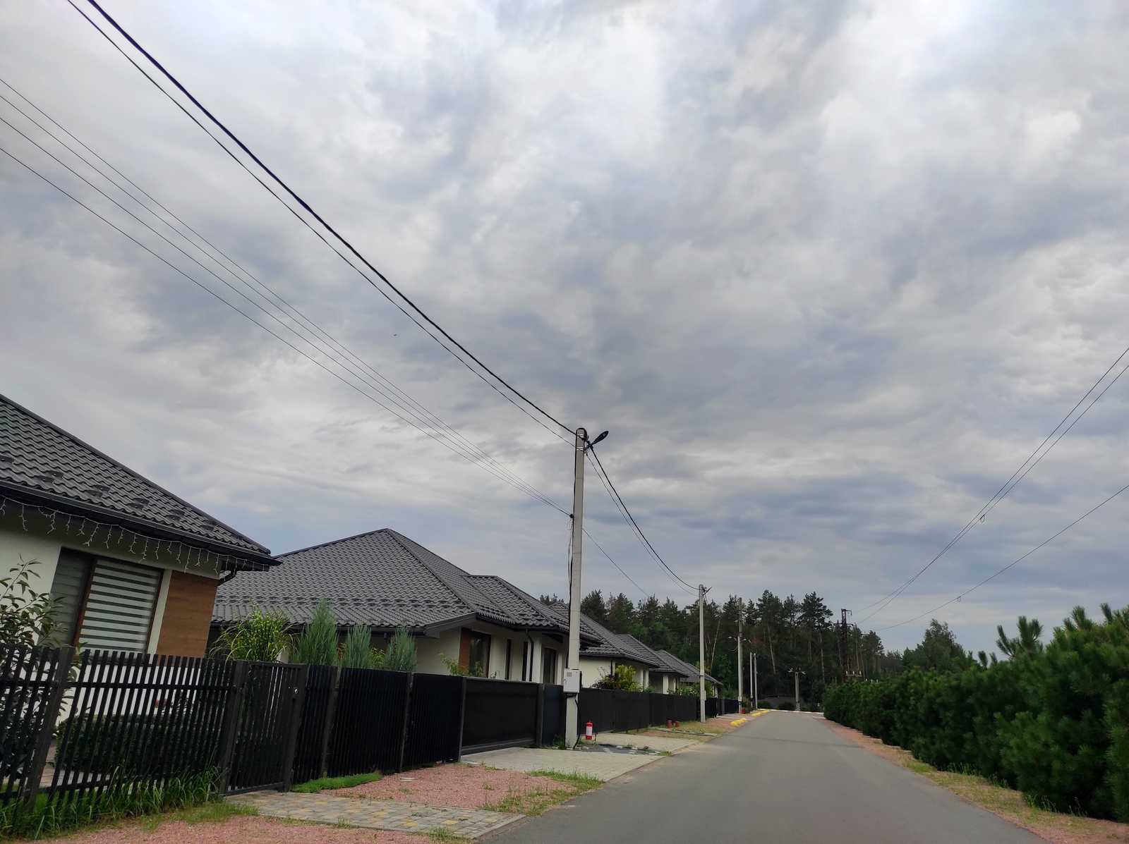 1774556577637657