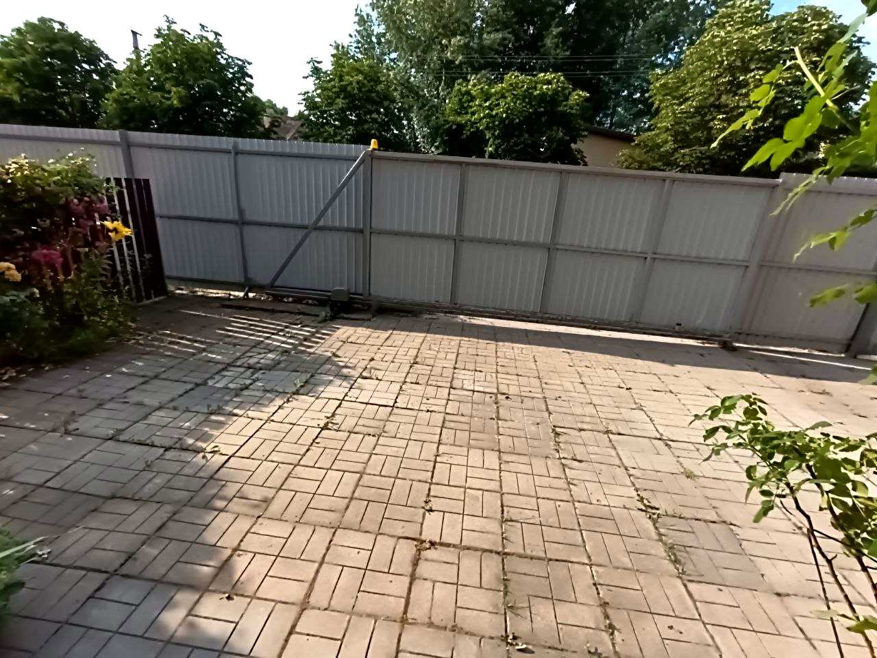 1839780144874698