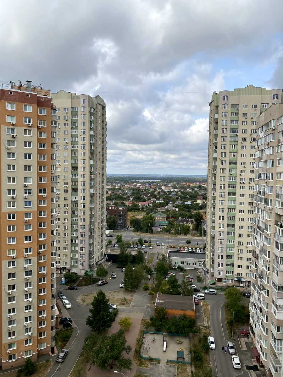 1796497406936897
