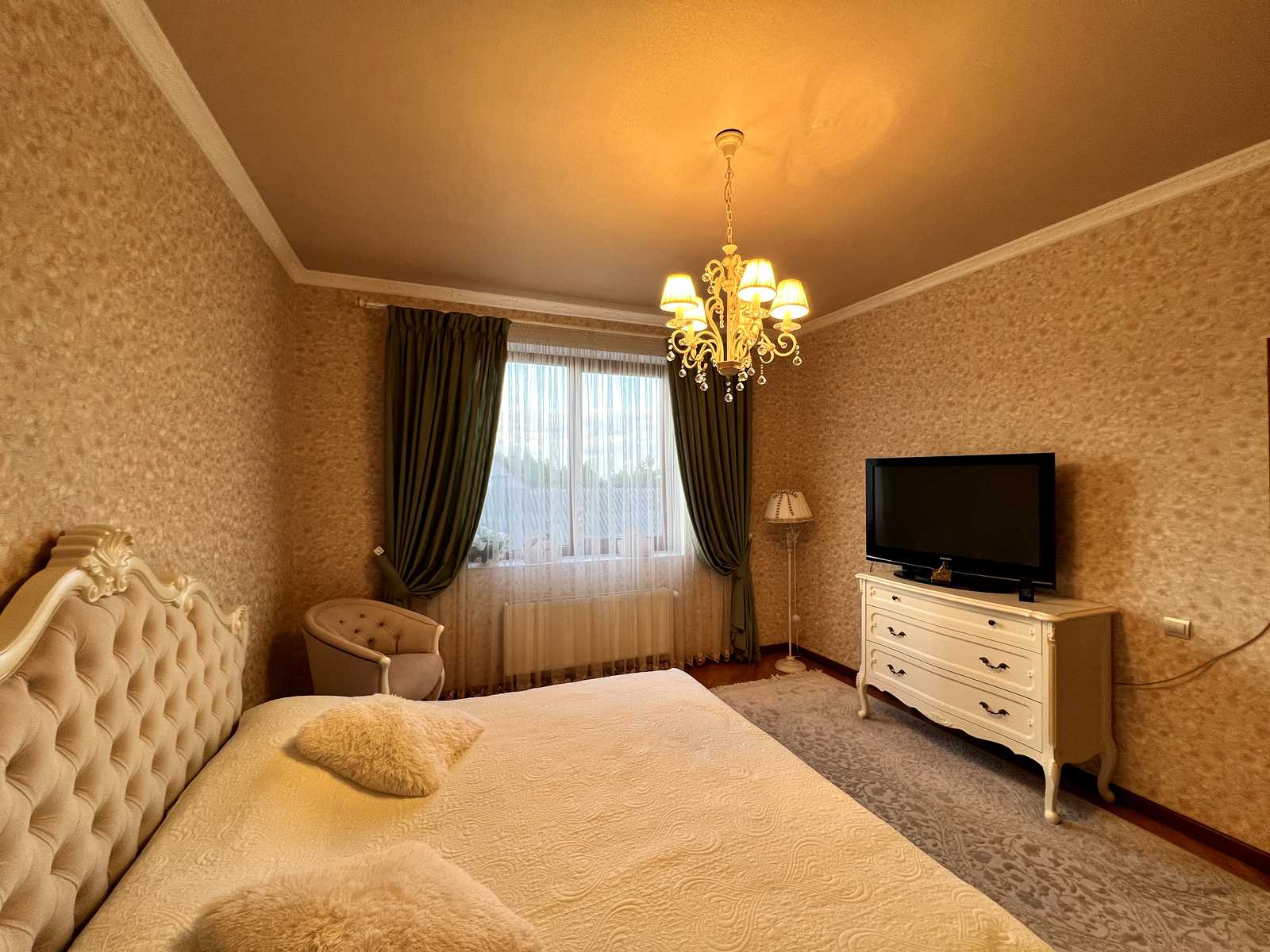 1835086789273874