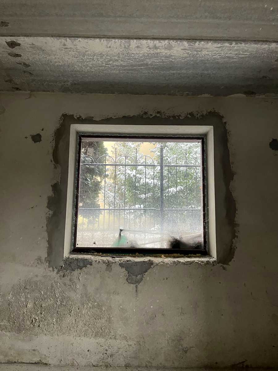 1828317846750452