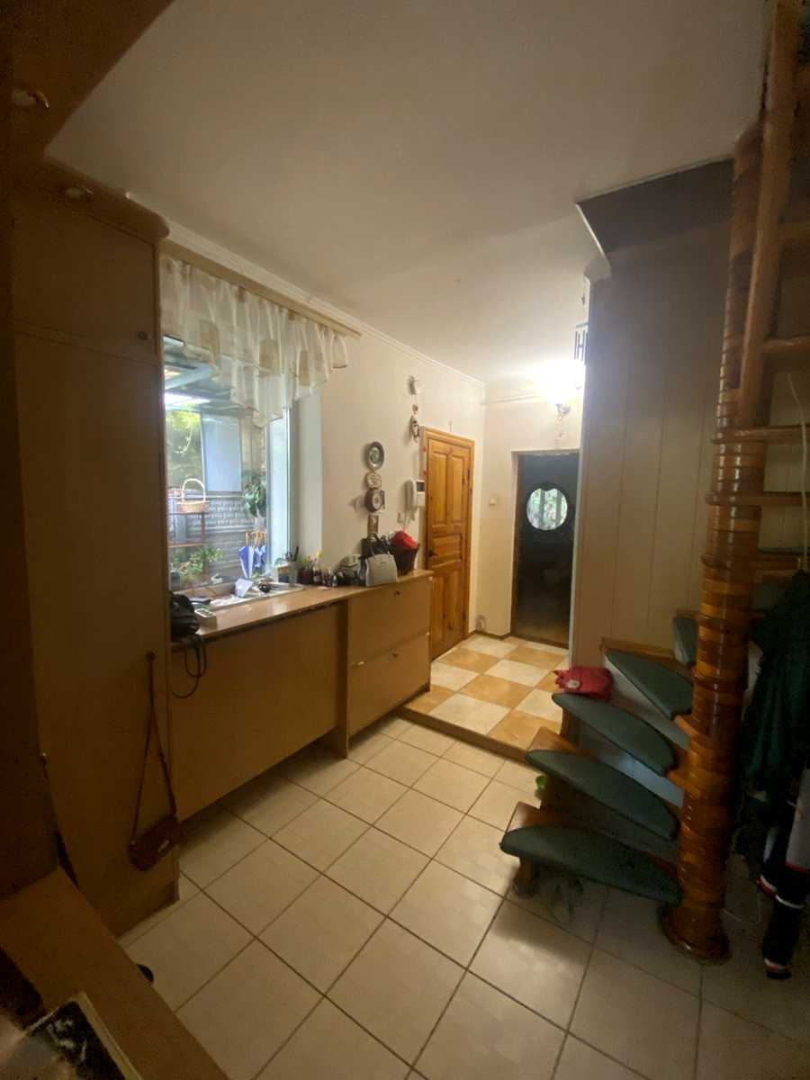 1846602965092729