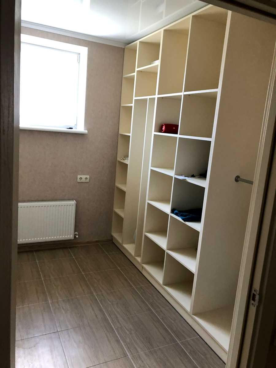 1845341420552692