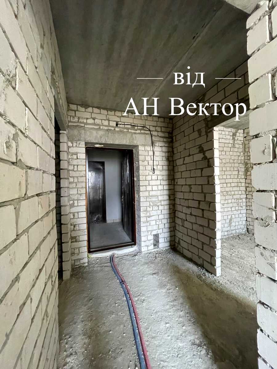 1828555607509334