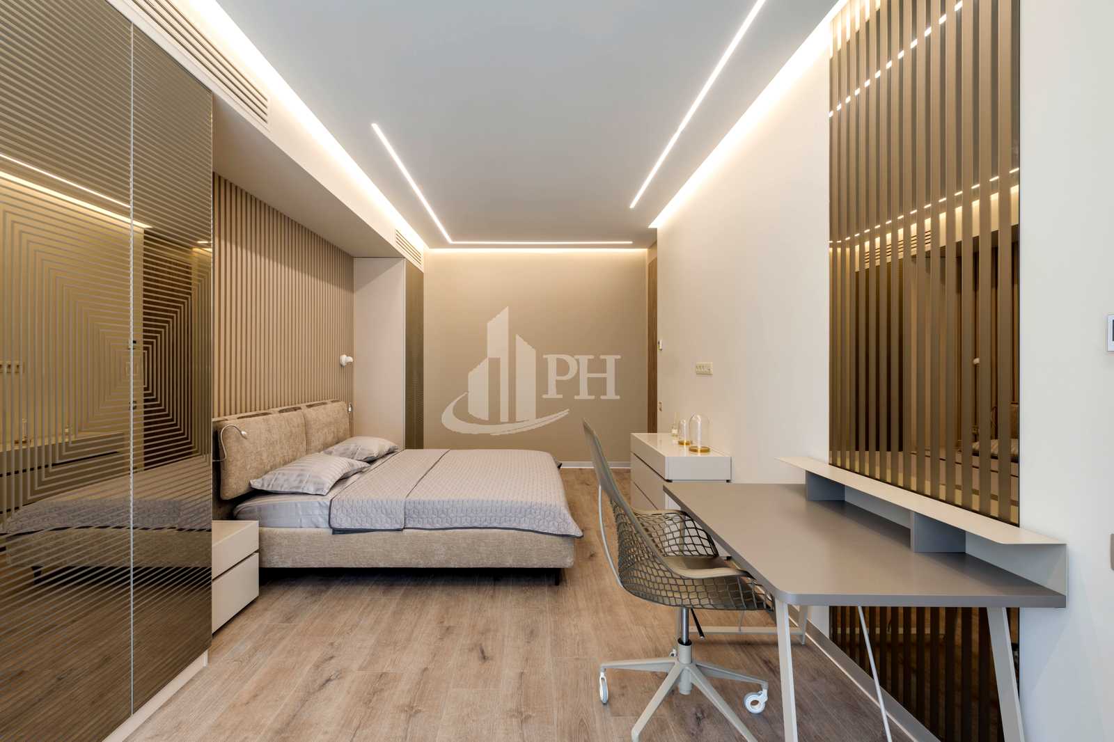 1764710676860554