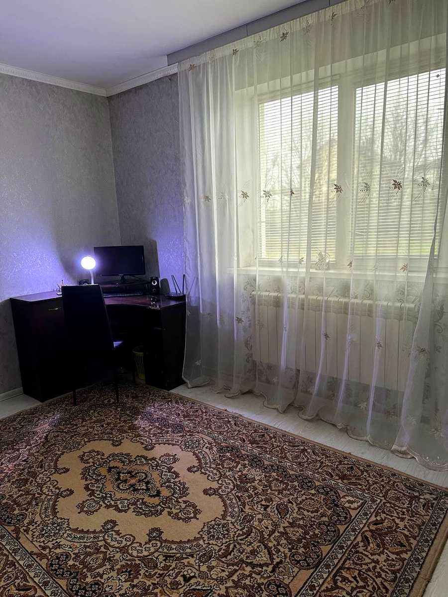1835450878182941