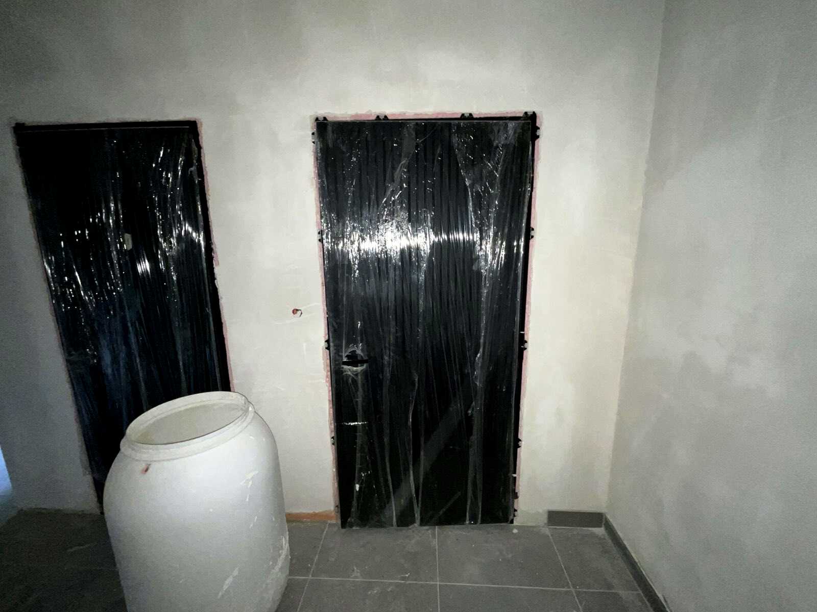 1850316668997144